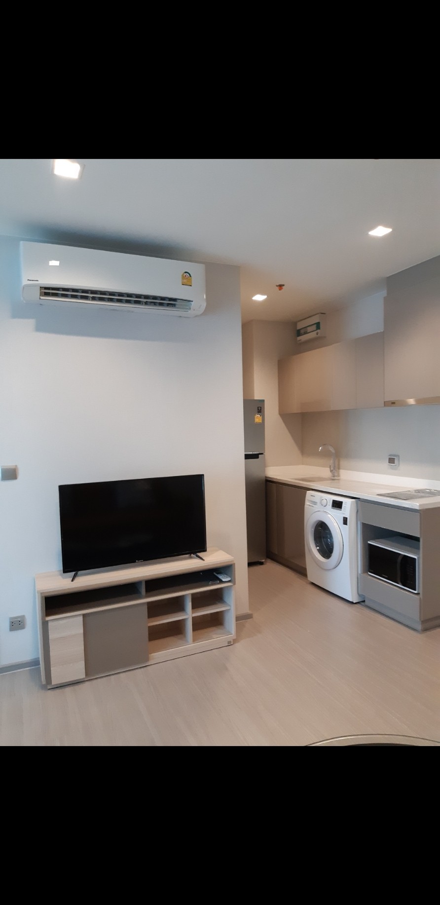 ให้เช่าCondo Life สุขุมวิท62 bts บางจาก ชั้น5  ขนาด35sqm ราคา 18,000 ต่อเดือน  ห้องสวย  0972989594 