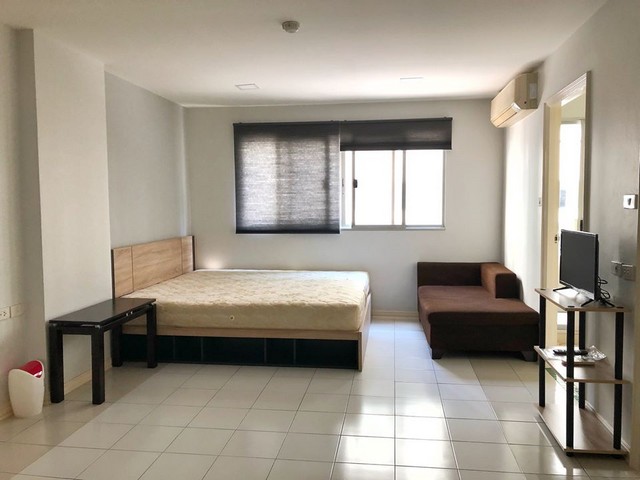 Lumpini Center Sukhumvit 77 peaceful and convenient BTS On Nut