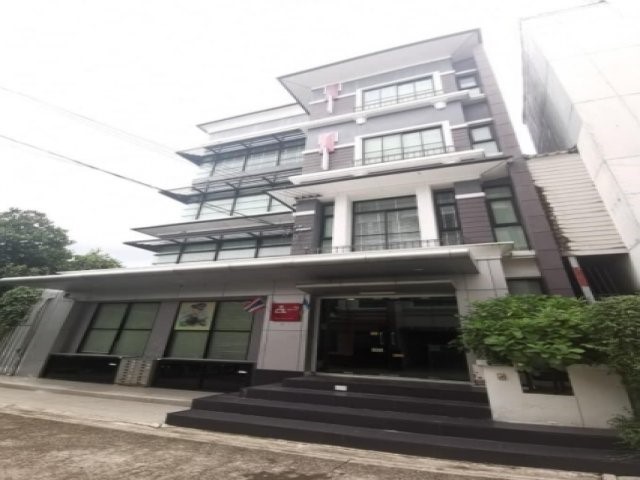 ขายอาคารสำนักงาน4ชั้น โครงการบ้านกลางกรุง Office Park 4ชั้น ลาดพร้าว 71