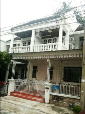 (เช่า) FOR RENT TOWNHOUSE SUKHUMVIT 79 / 3 beds 2 baths / 27 Sqw. 28,000 VERY CLOSE BTS ONNUT