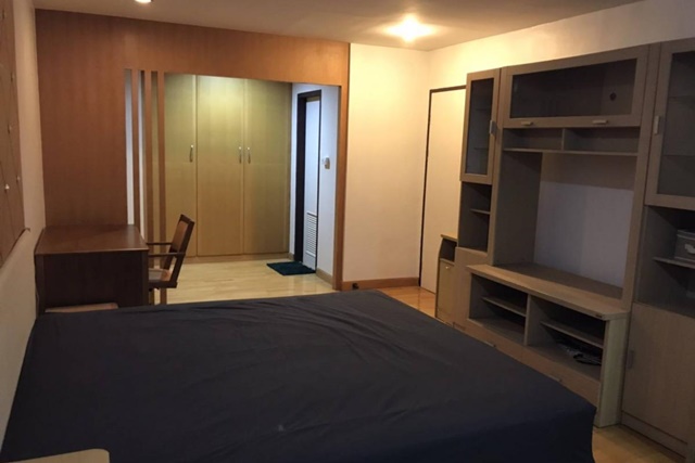 เช่าคอนโด รีเจ้นท์ รอยัล เพลส 2 [REGENT ROYAL PLACE 2] 2 Beds วิวสวย ราคาถูก