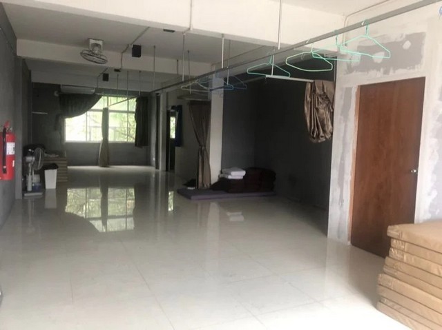 รหัสC3535 ให้เช่าอาคารพาณิชย์ 7ชั้น 2คูหา ติดถนนอรุณอัมรินทร์ ใกล้สะพานพระราม8