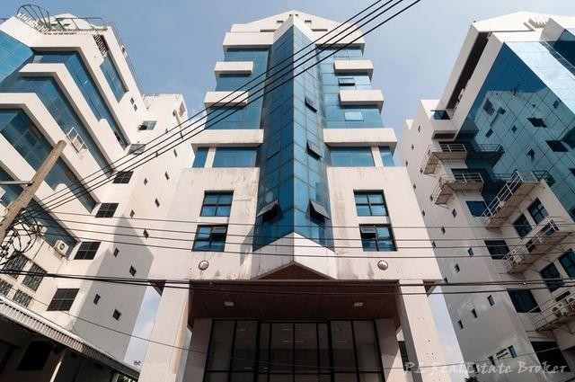 ขายสำนักงาน 7 ชั้นย่านทาวน์อินทาวน์ 120 ตรว. 1,190 ตรม. รามคำแหง 39