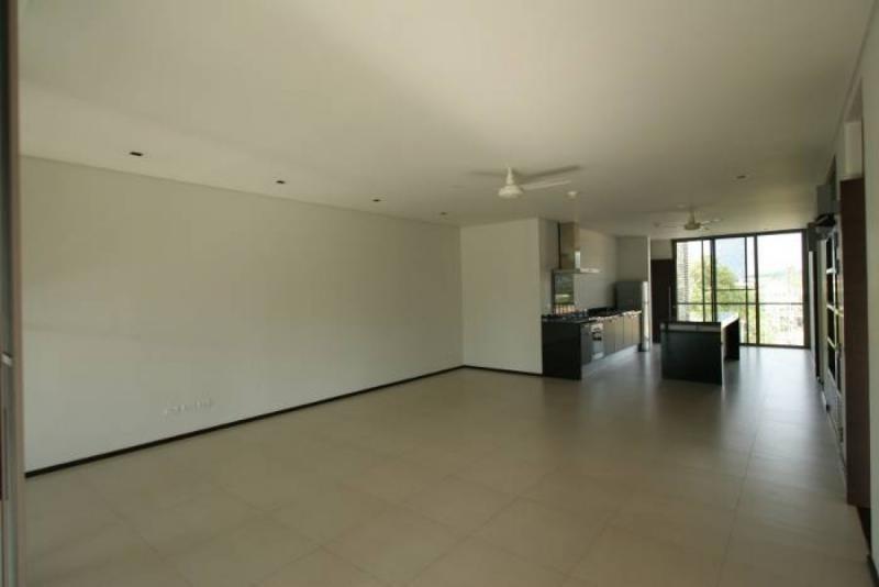 S09CF1501022 Casuarina Shores 2 bed 2 bath140 sqm. 18 MB