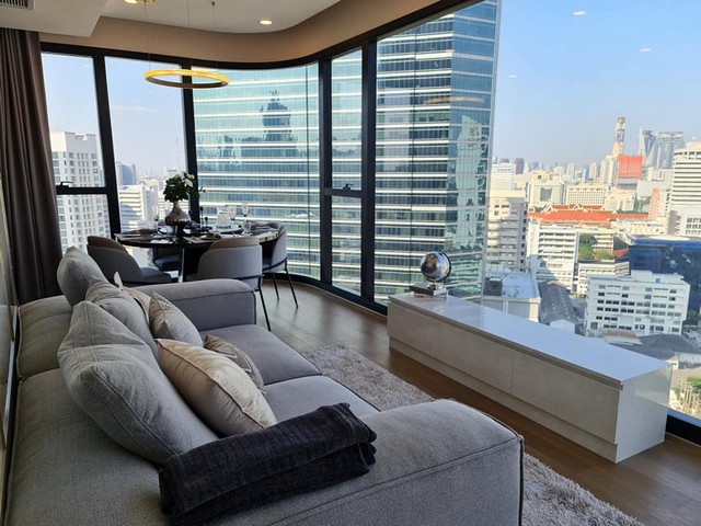 Ashton Chula Silom clean beautiful view 23rd floor Sam Yan MRT