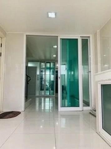 HR 4189  ให้เช่าอาคารพาณิชย์ 4 ชั้นครึ่ง ถนนเจริญนคร คลองสาน ใกล้ไอคอนสยาม