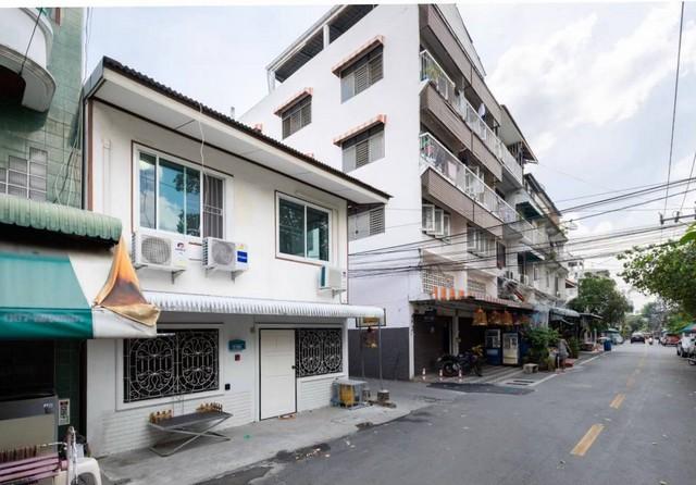 HR 4184 ให้เช่าบ้านย่านทองหล่อ สุขุมวิท รีโนเวทใหม่  พร้อมเฟอร์นิเจอร์เครื่องใช้ไฟฟ้า