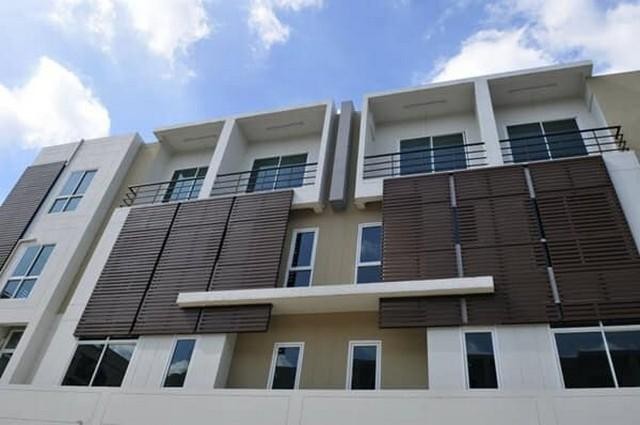 PB41ให้เช่าทาวน์โฮม 4 ชั้น ธนาพัฒน์ 360 พระราม 3 – นราธิวาสฯ 