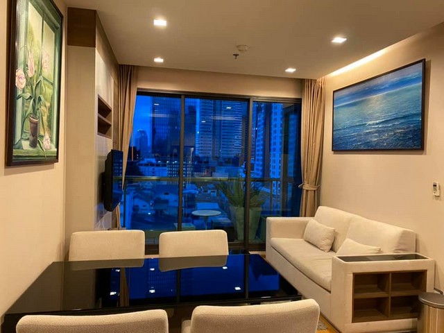 The Address Sathorn calm convenient private BTS Chong Nonsi