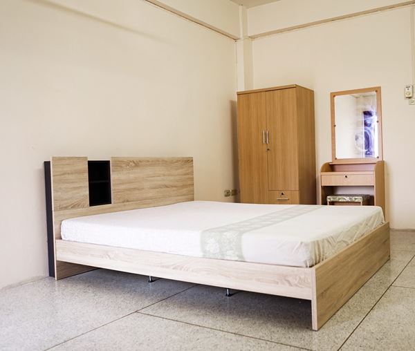 ห้องพักราคาถูกใจกลางเมือง 2800 บาทต่อเดือน ใกล้เมเจอร์รัชโยธัน เเละเซ็นทรัลลาดพร้าว 