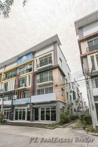 ให้เช่าโฮมออฟฟิศ 4 ชั้น RK BIZ CENTER ติดถนนคู่ขนานมอเตอร์เวย์ ใกล้สนามบินสุวรรณภูมิ 