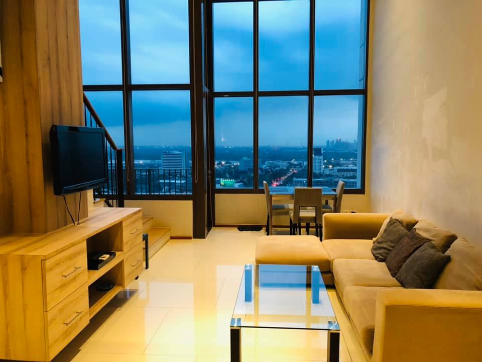 Duplex room 1bedroom for rent at The Emporio Place Sukhumvit24.[ Fully Furnished ]