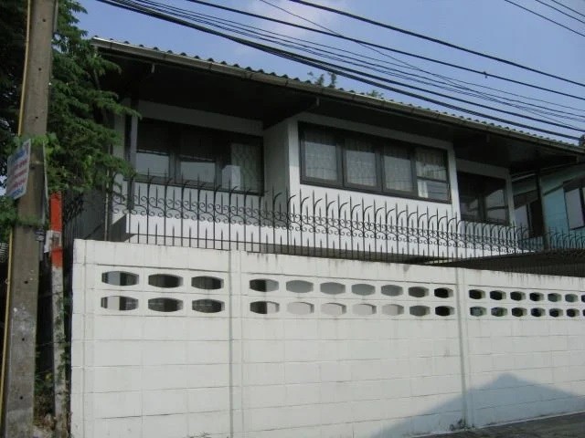 รหัสC3568 ให้เช่าบ้านเดี่ยว2 ชั้น 5ห้องนอน ถนนลาดพร้าวซอย96
