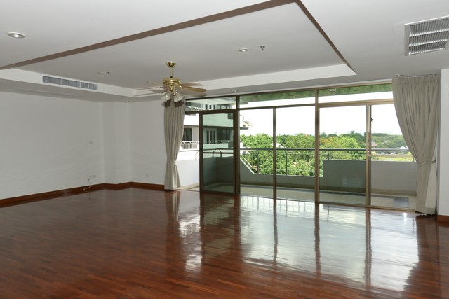 N For sale condo in NICHADA THANI Chaeng Watthana 4bedrooms Lakeshore North Lake view